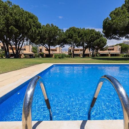 Casa De Ferias Com Piscina - Condominio Vilamouratenis Εξωτερικό φωτογραφία